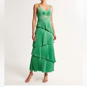 The A&F Giselle Pleated Tiered Maxi Dress